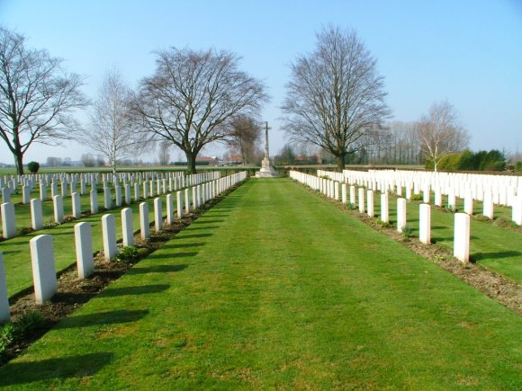 Y Farm Military Cemetery